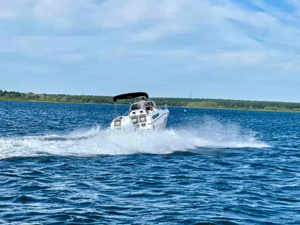 Boat picture 15