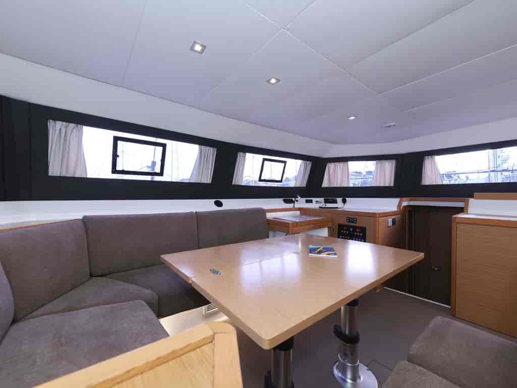Boat picture 17