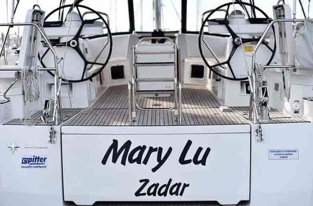 Photo of Mary-Lu, image 1 of 5