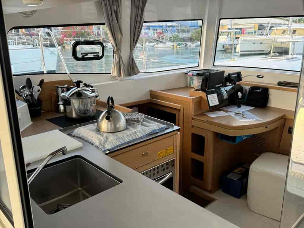 Boat picture 9