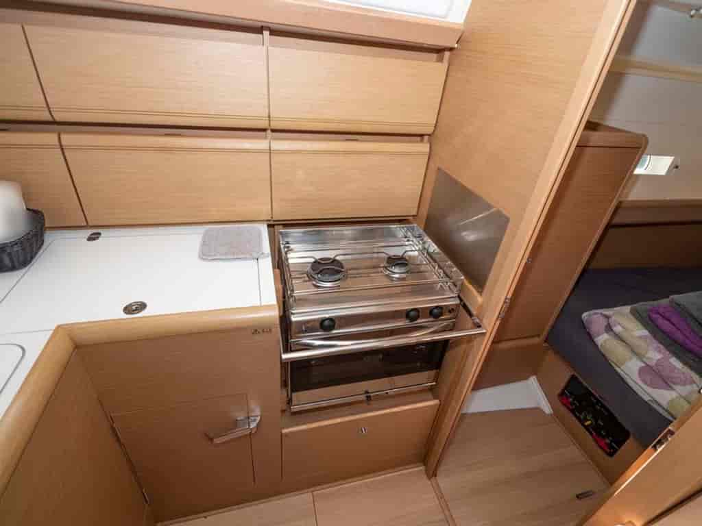 Boat picture 9