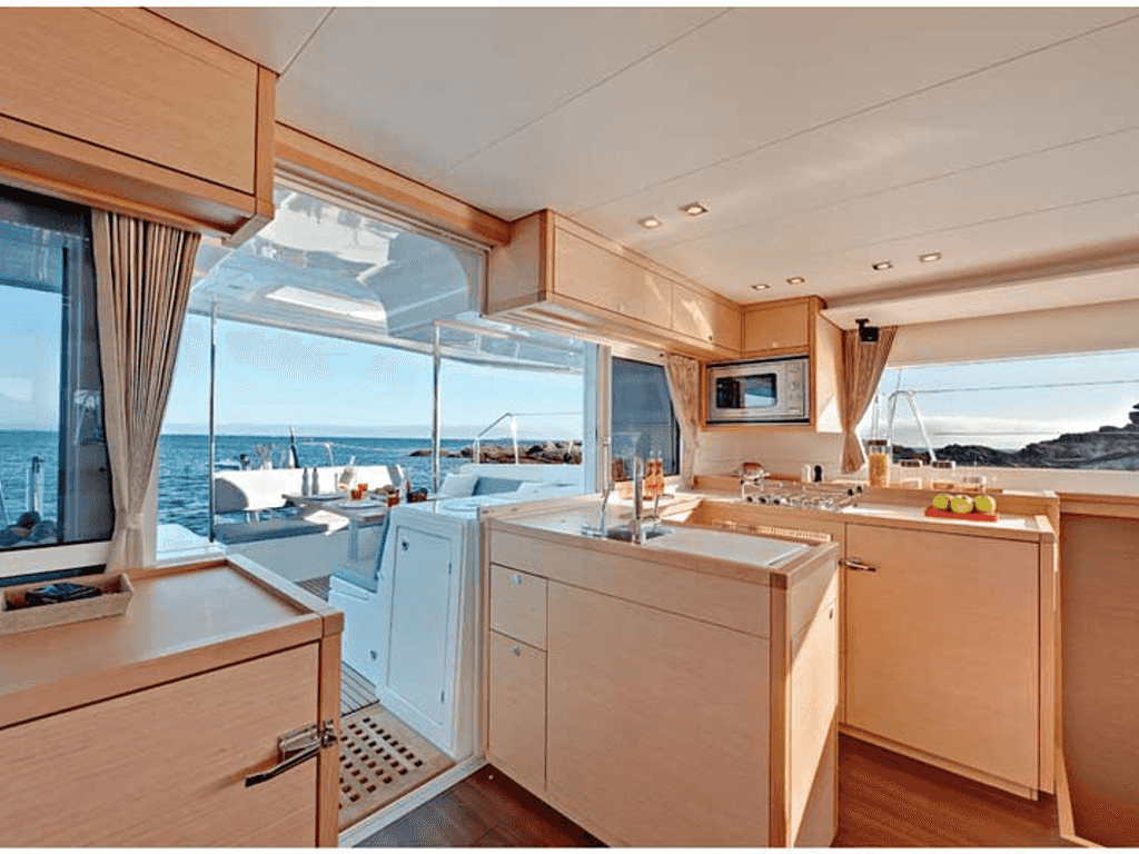 Boat picture 9